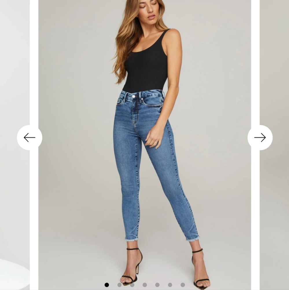 Good American Skinny Jeans in Blue093